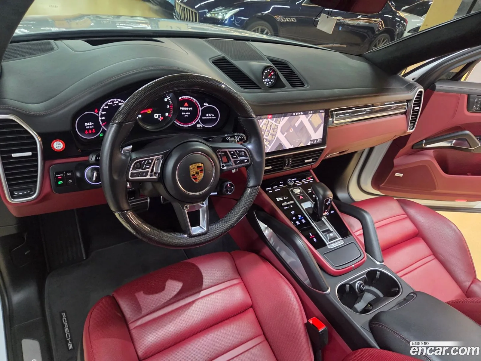 Porsche Cayenne 2021 — 16