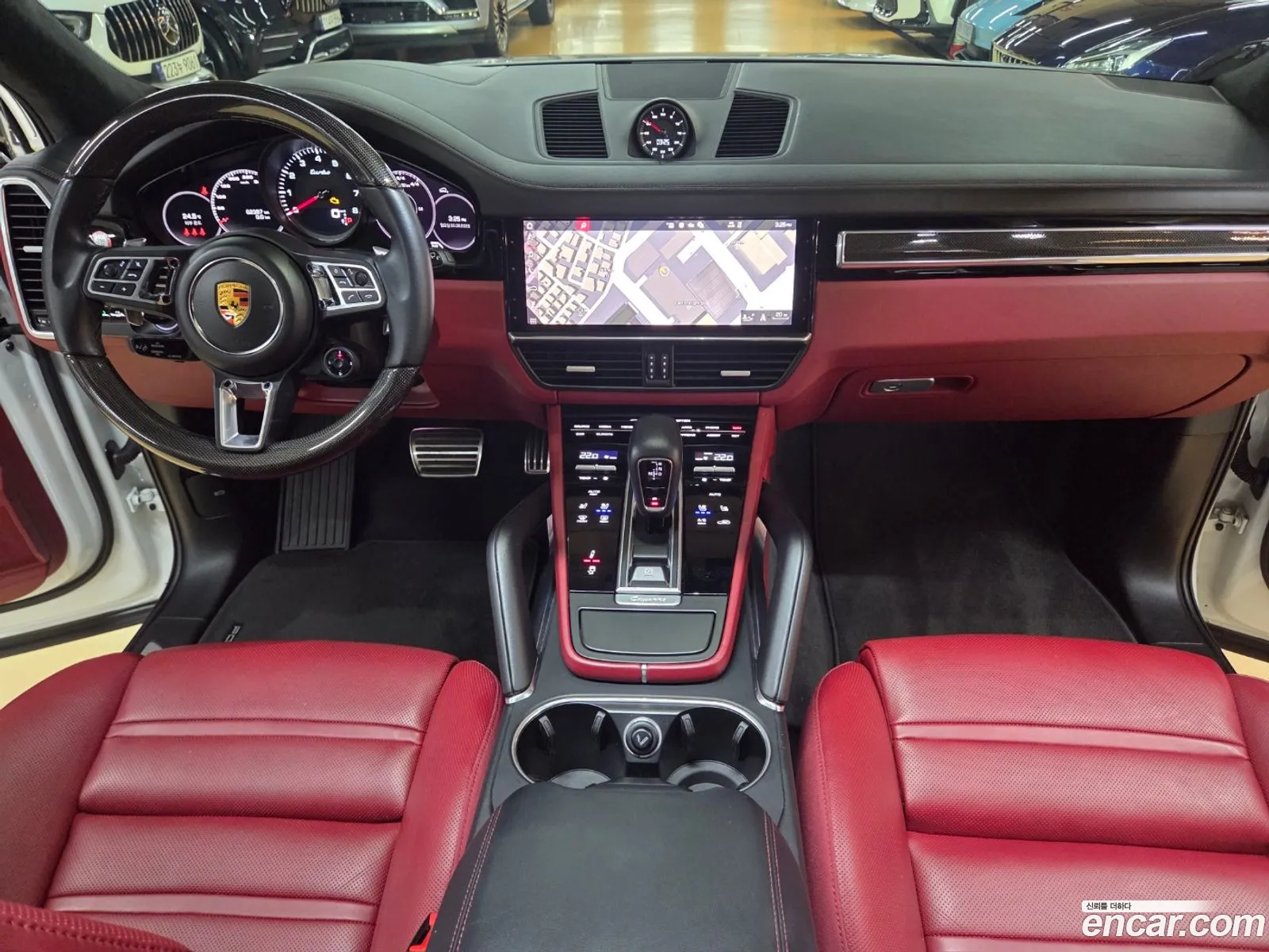 Porsche Cayenne 2021 — 14