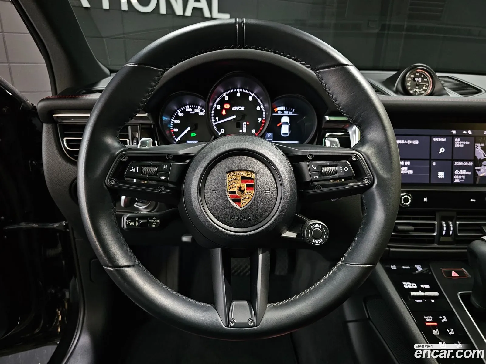 Porsche Macan 2022 — 15