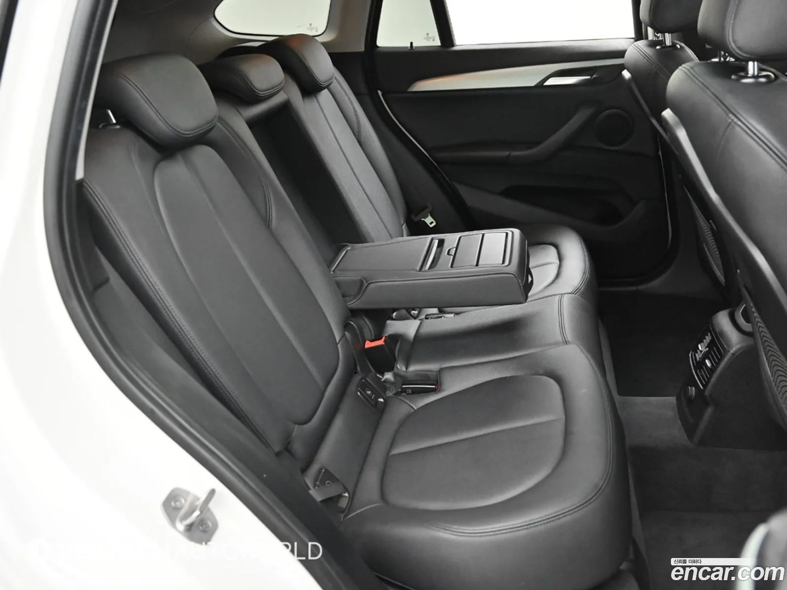 BMW X1 2016 — 17