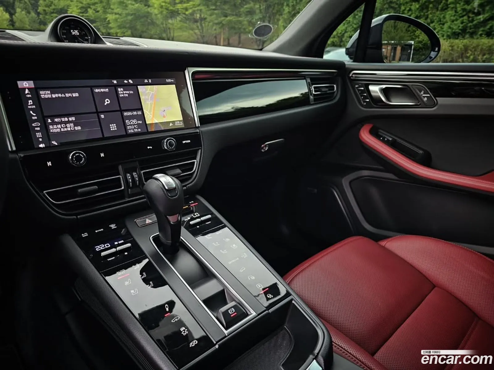 Porsche Macan 2022 — 11
