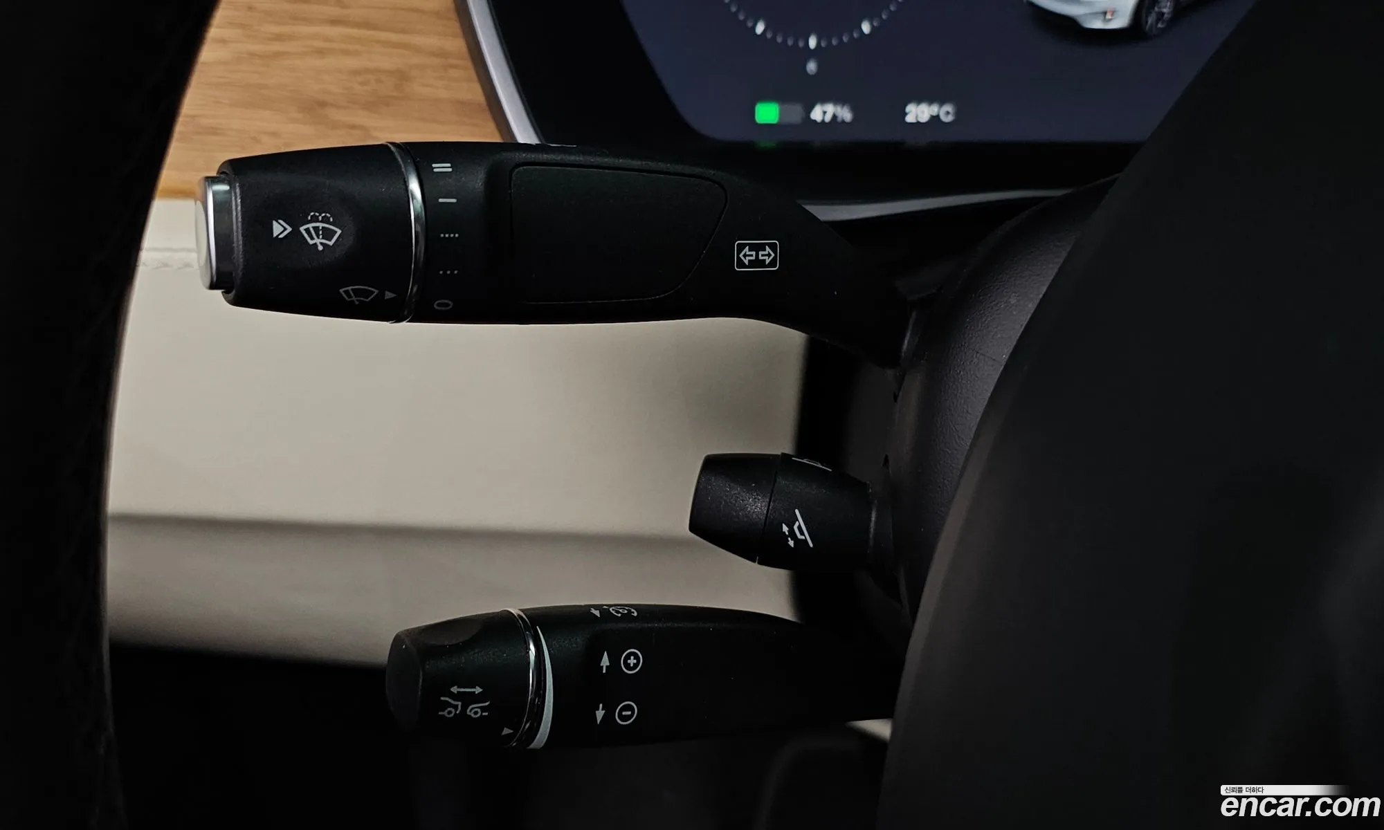 Tesla Model X 2019 5YJXCAE20KF156680 — 34