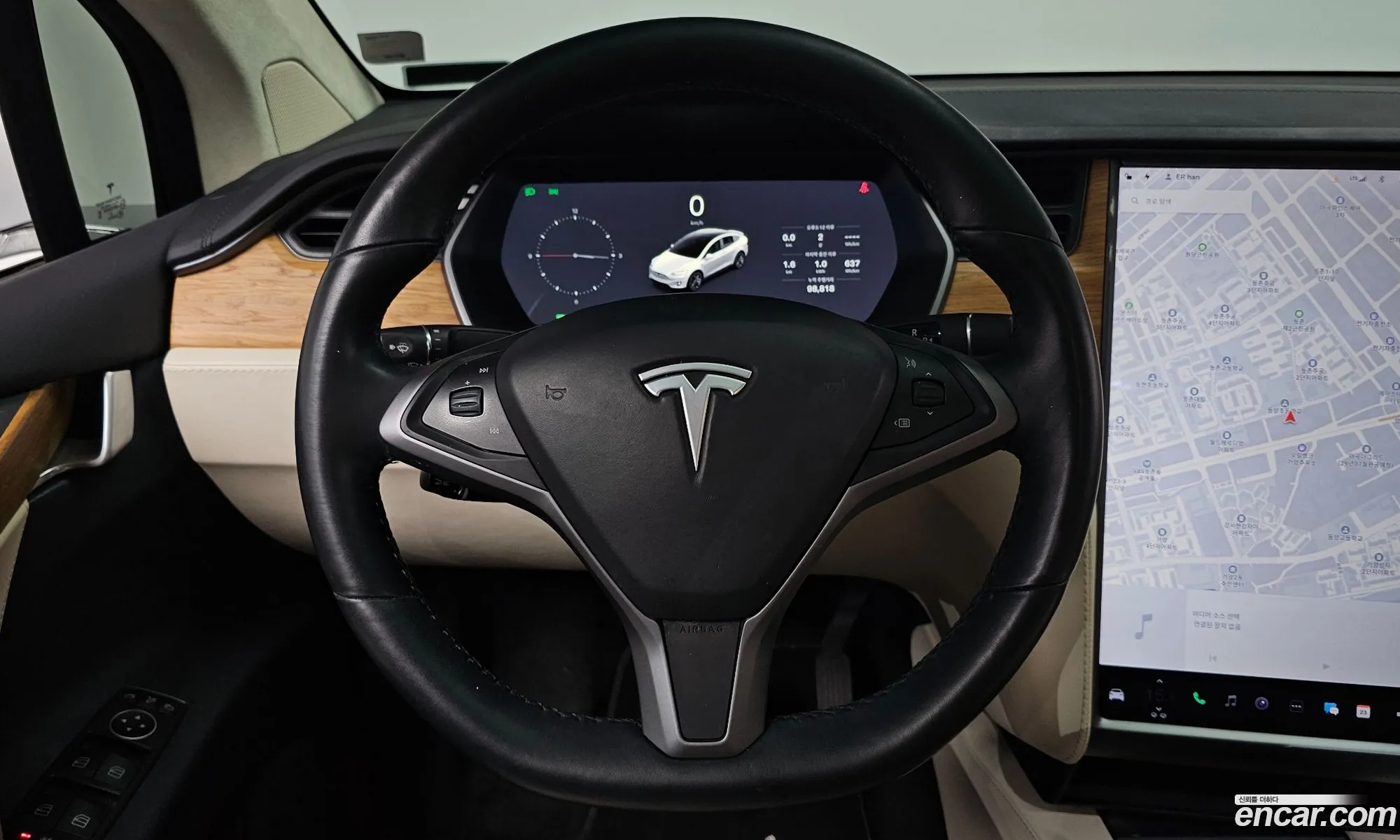 Tesla Model X 2019 5YJXCAE20KF156680 — 17