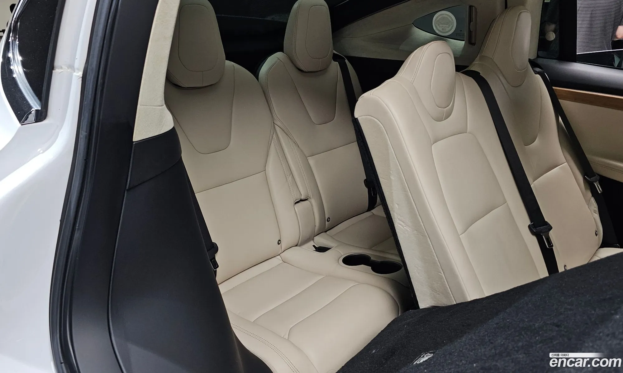 Tesla Model X 2019 5YJXCAE20KF156680 — 22