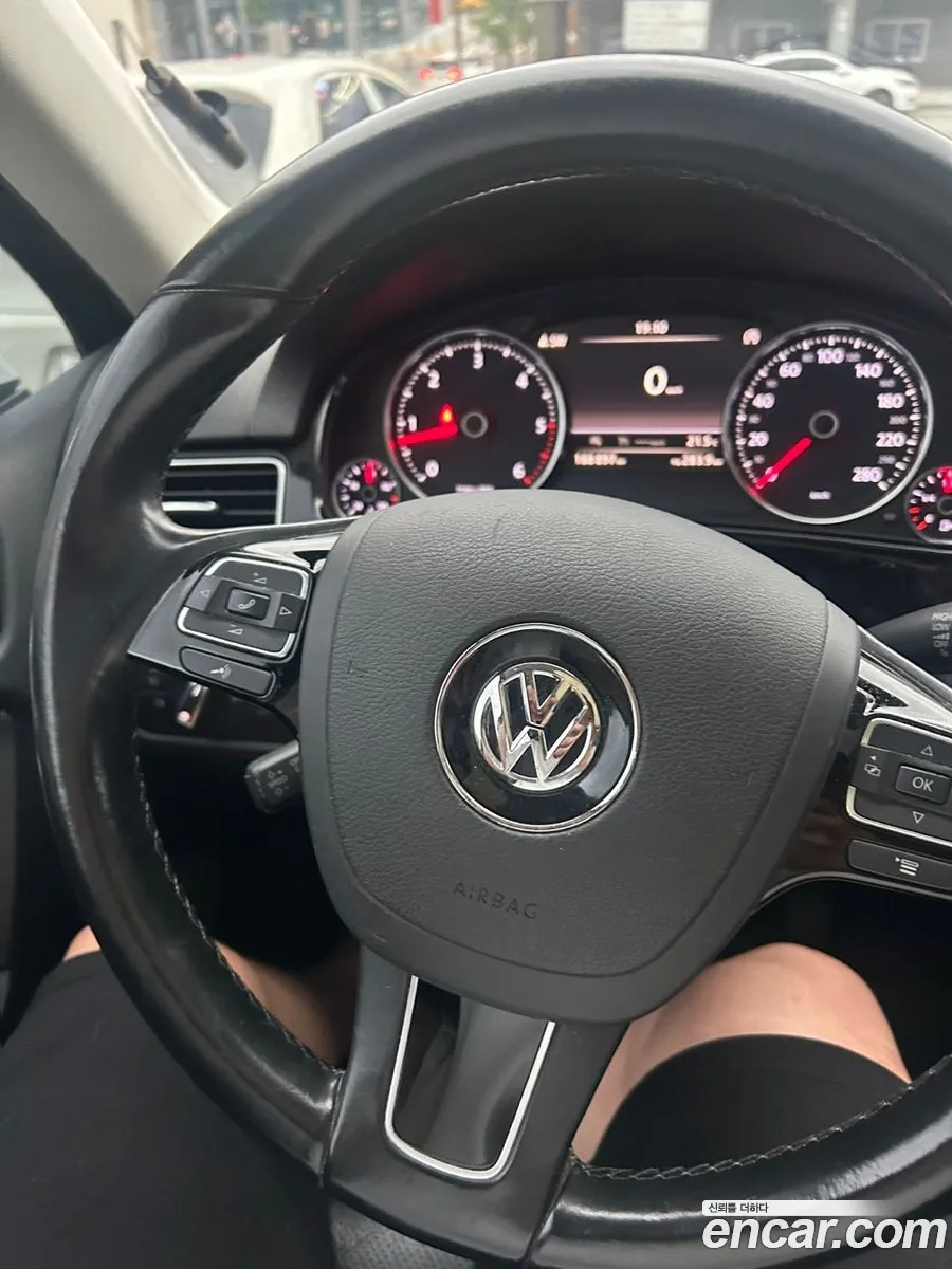 Volkswagen Touareg 2015 — 3