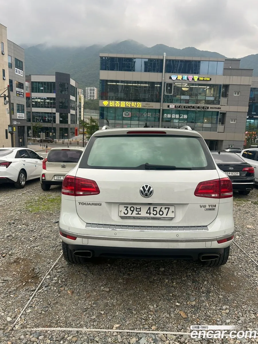 Volkswagen Touareg 2015 — 4