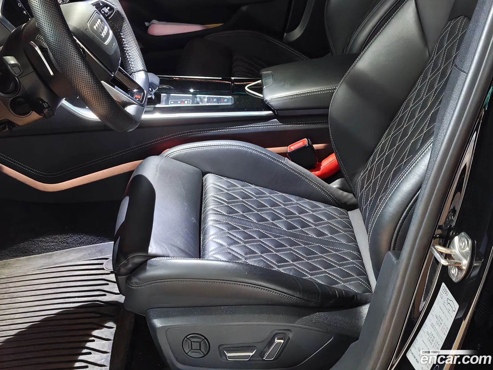 Audi S6 2021 — 6