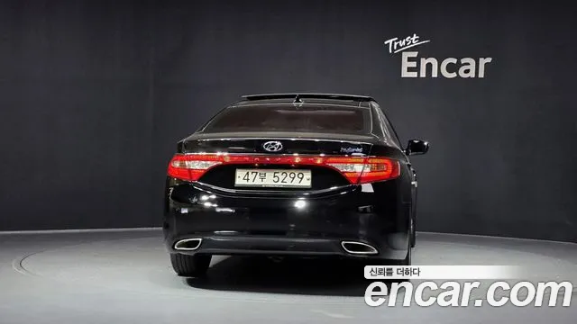 Hyundai Grandeur HG Hybrid 2014 — 3