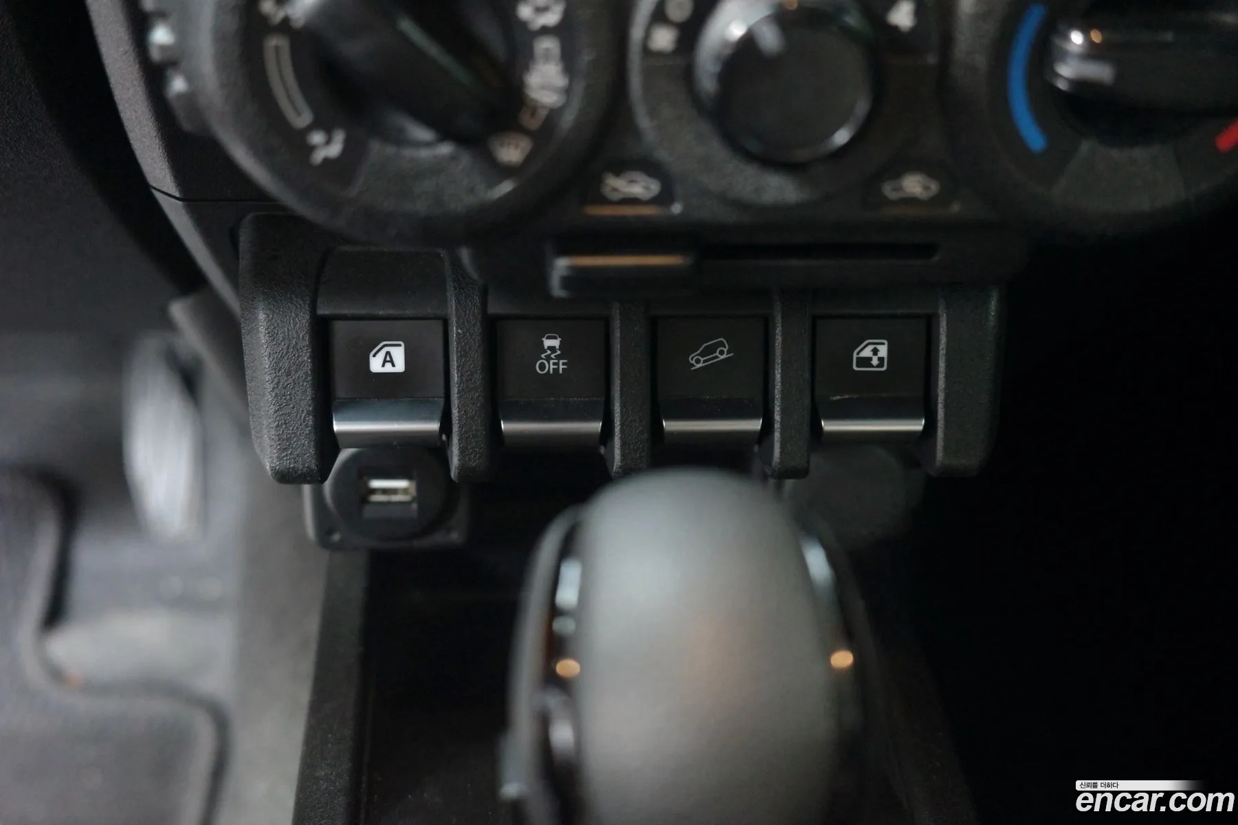 Suzuki Jimny 2019 — 6