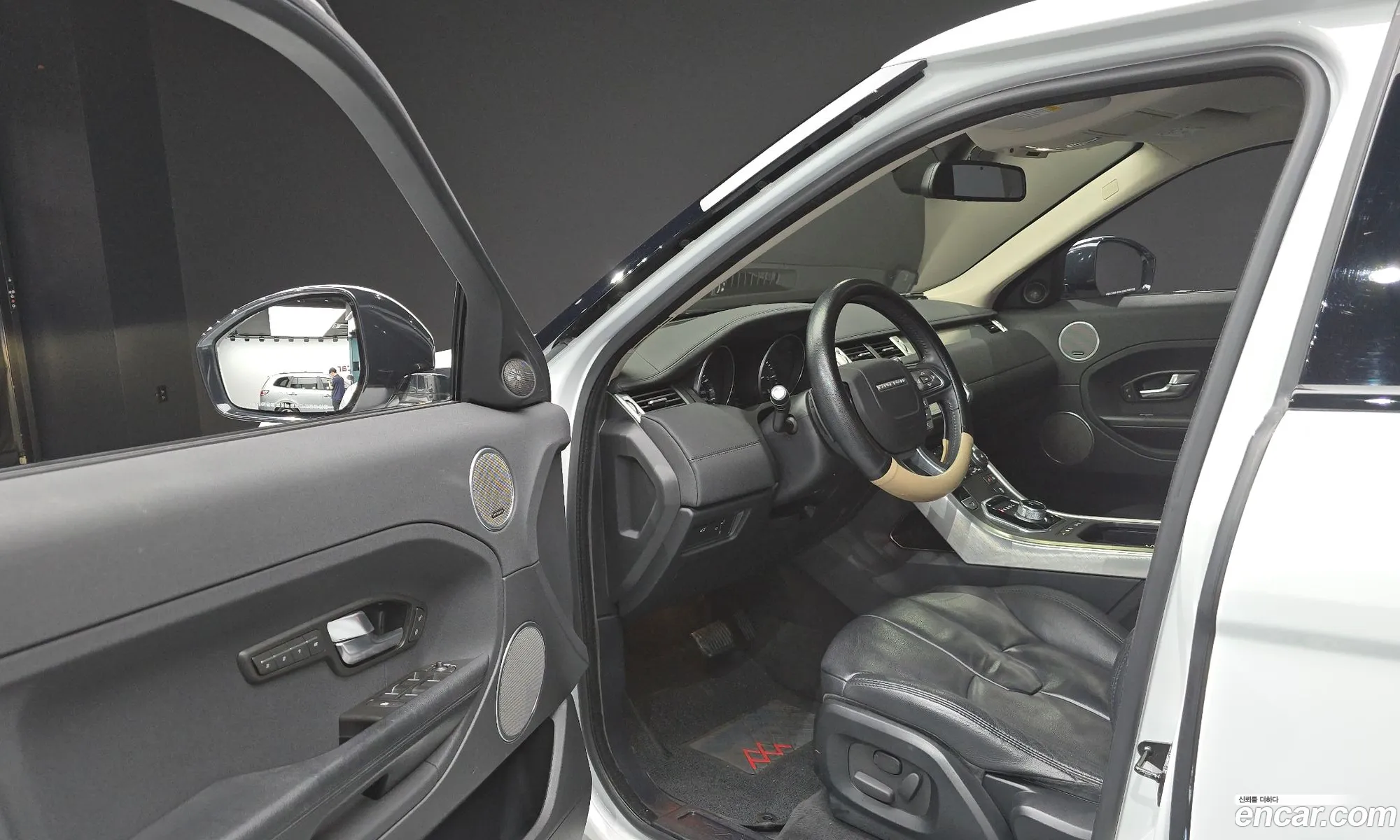 Land Rover Range Rover Evoque 2015 SALVA2BE6FH052601 — 17