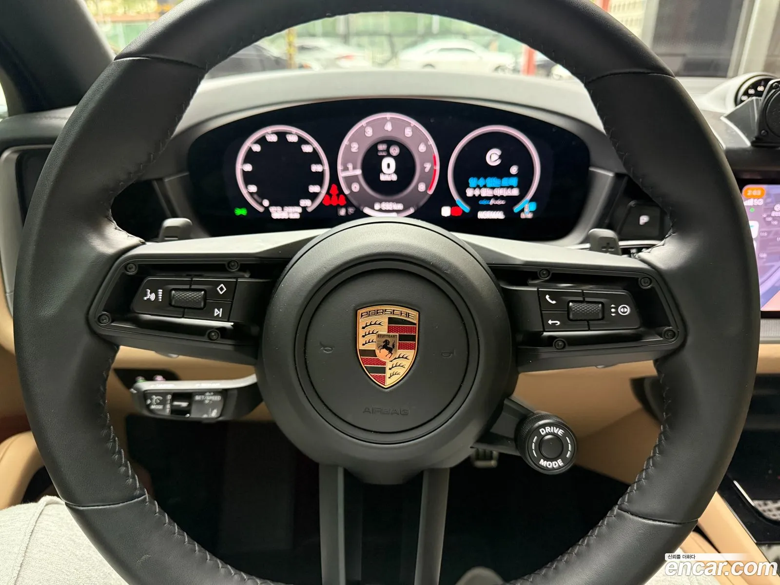 Porsche Cayenne 2025 — 16