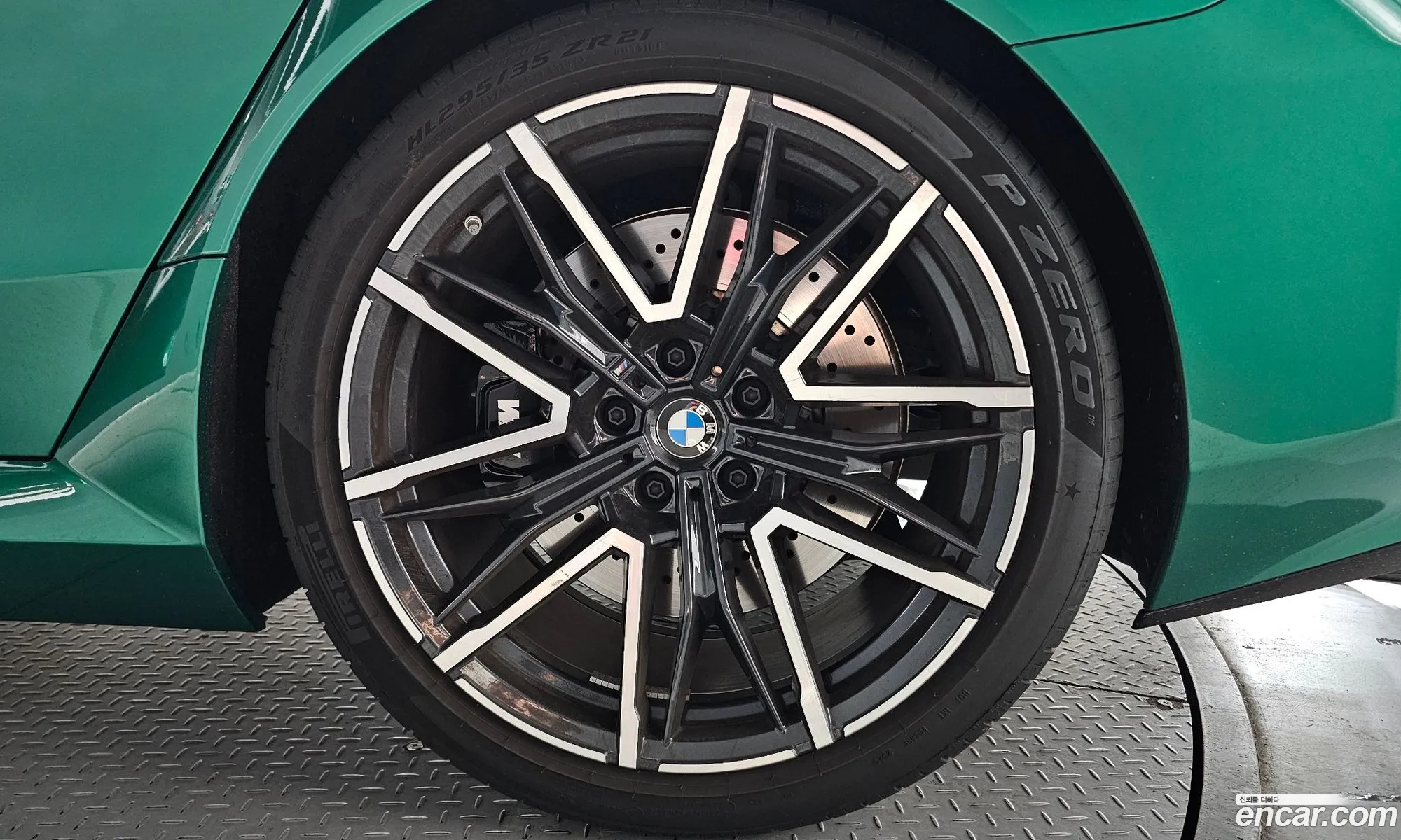 BMW M5 2025 WBS81FK00TCW32461 — 17