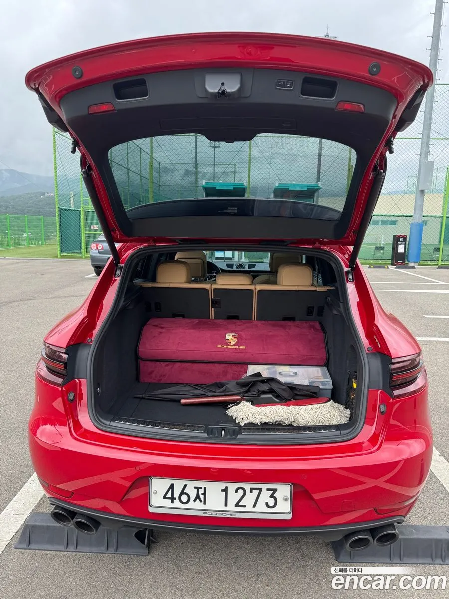 Porsche Macan 2018 — 11