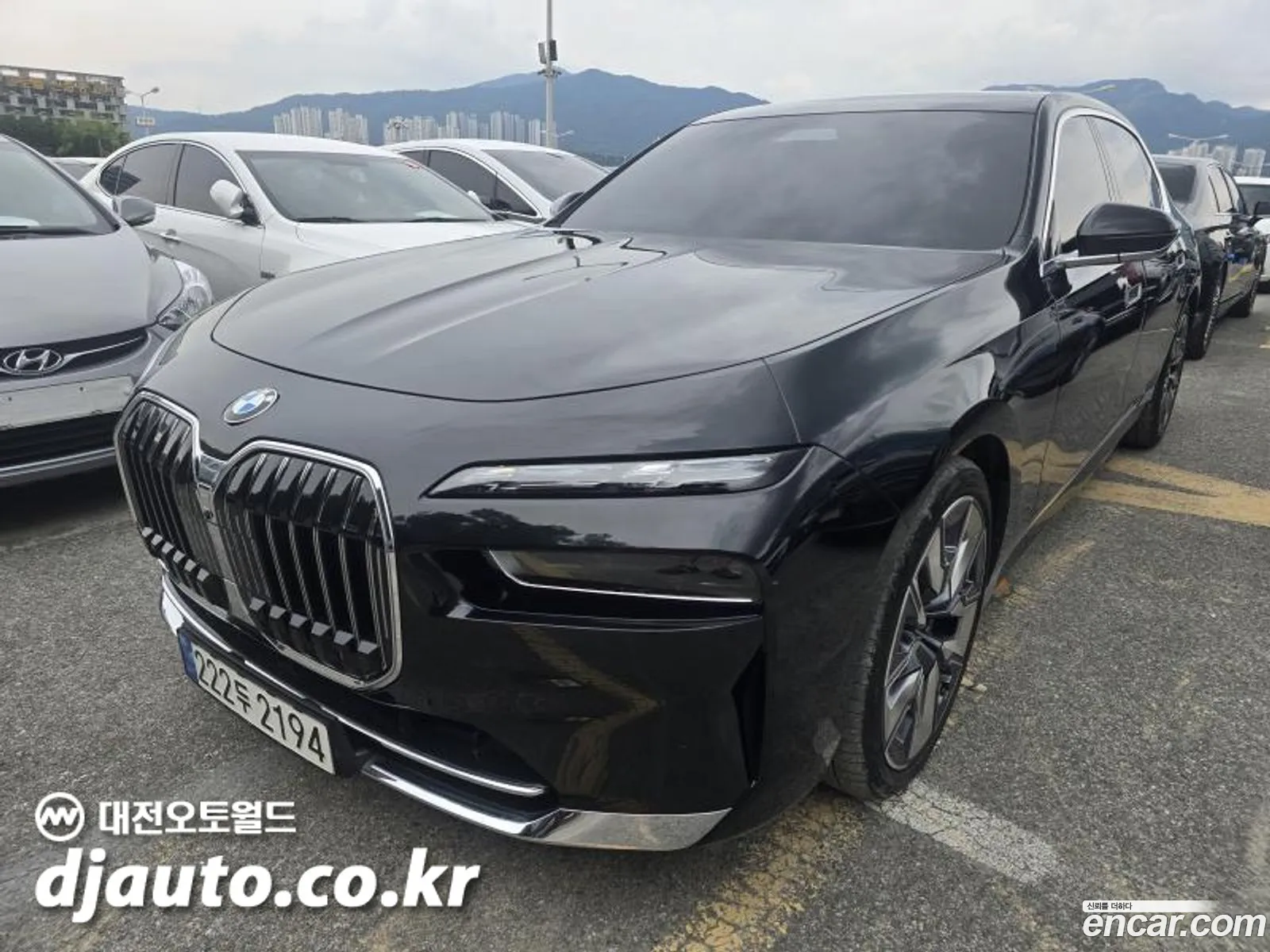 BMW 7 Series 2023 — 7