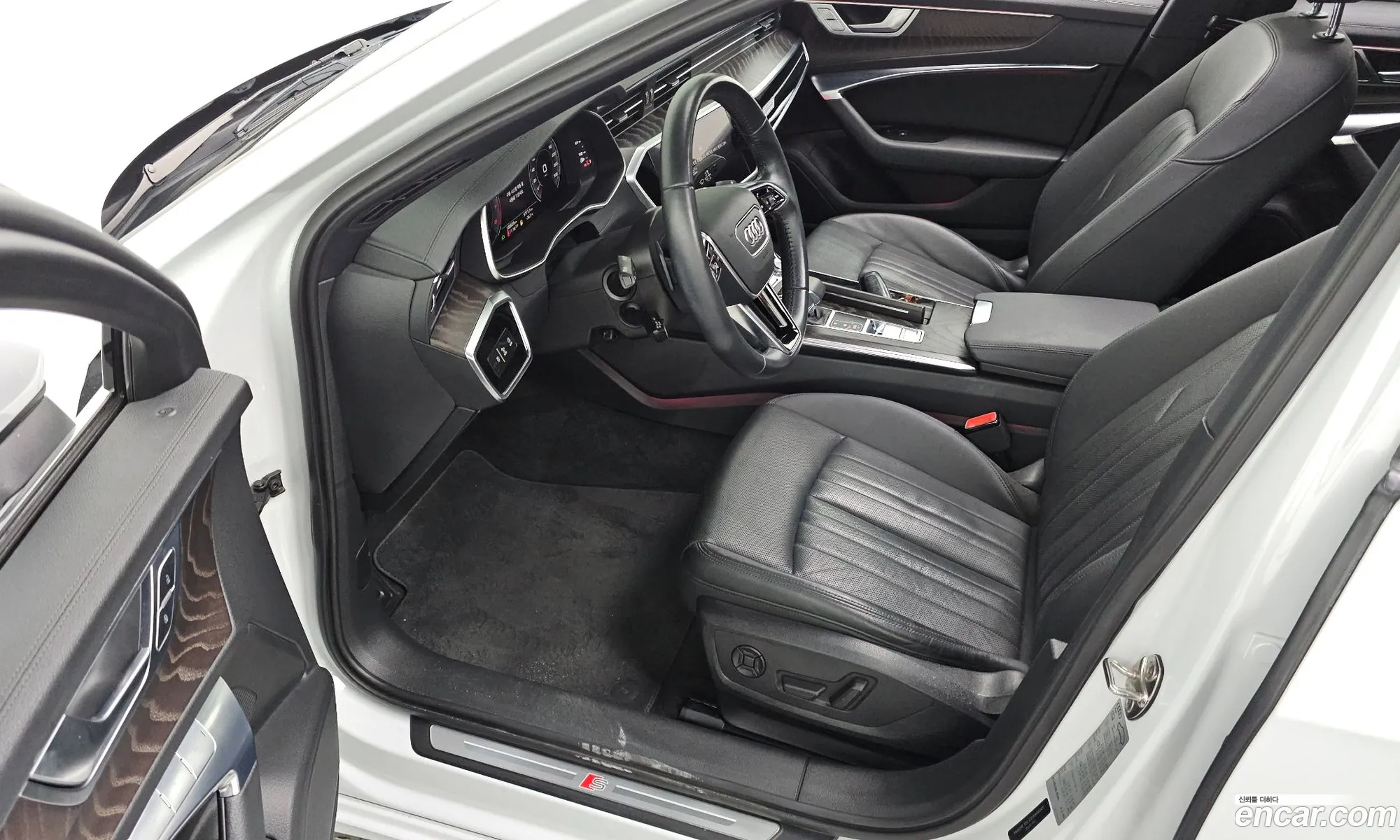 Audi A6 2019 WAUZZZF2XLN006595 — 10