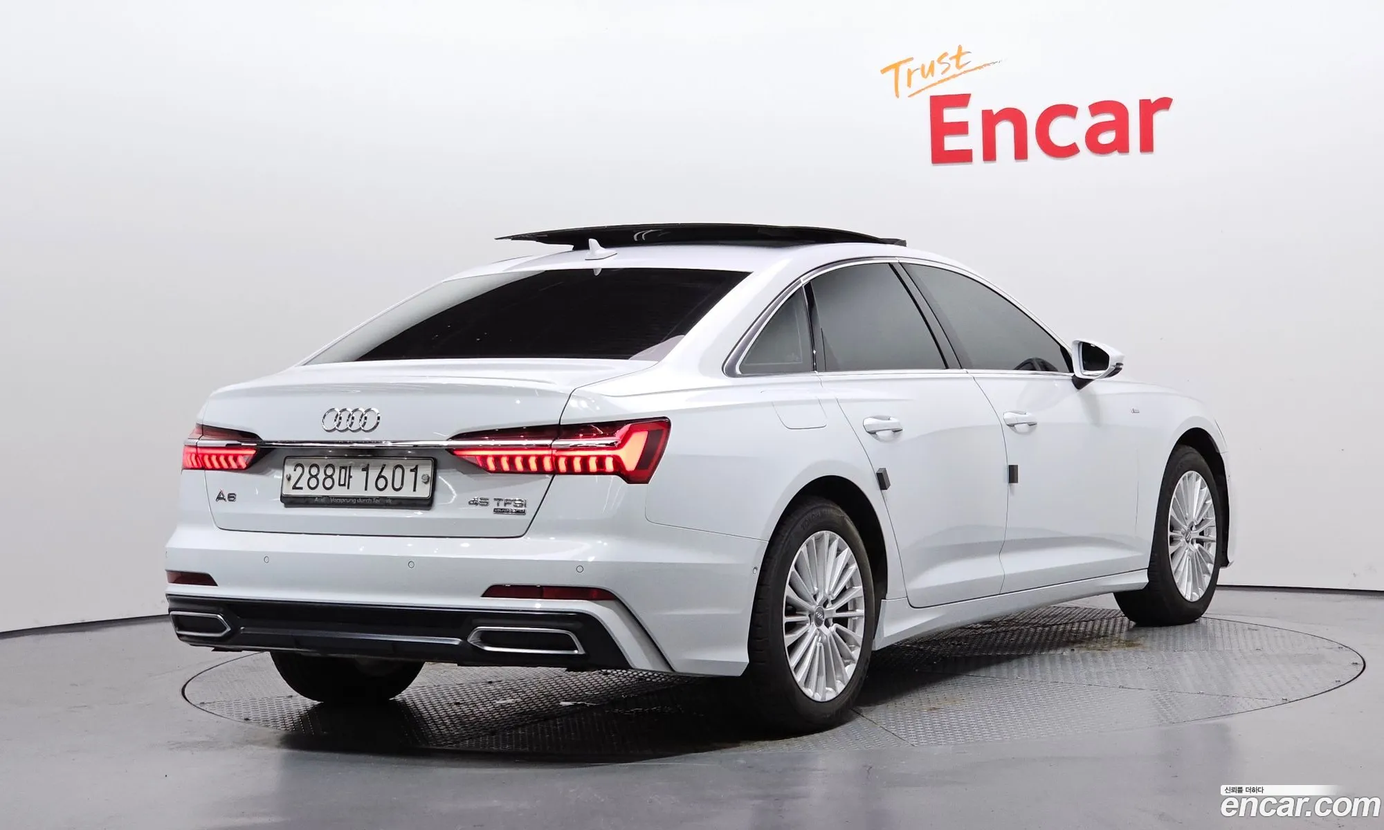 Audi A6 2019 WAUZZZF2XLN006595 — 26