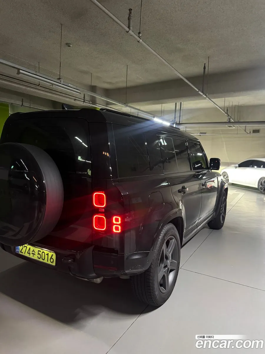 Land Rover Defender 2025 — 4