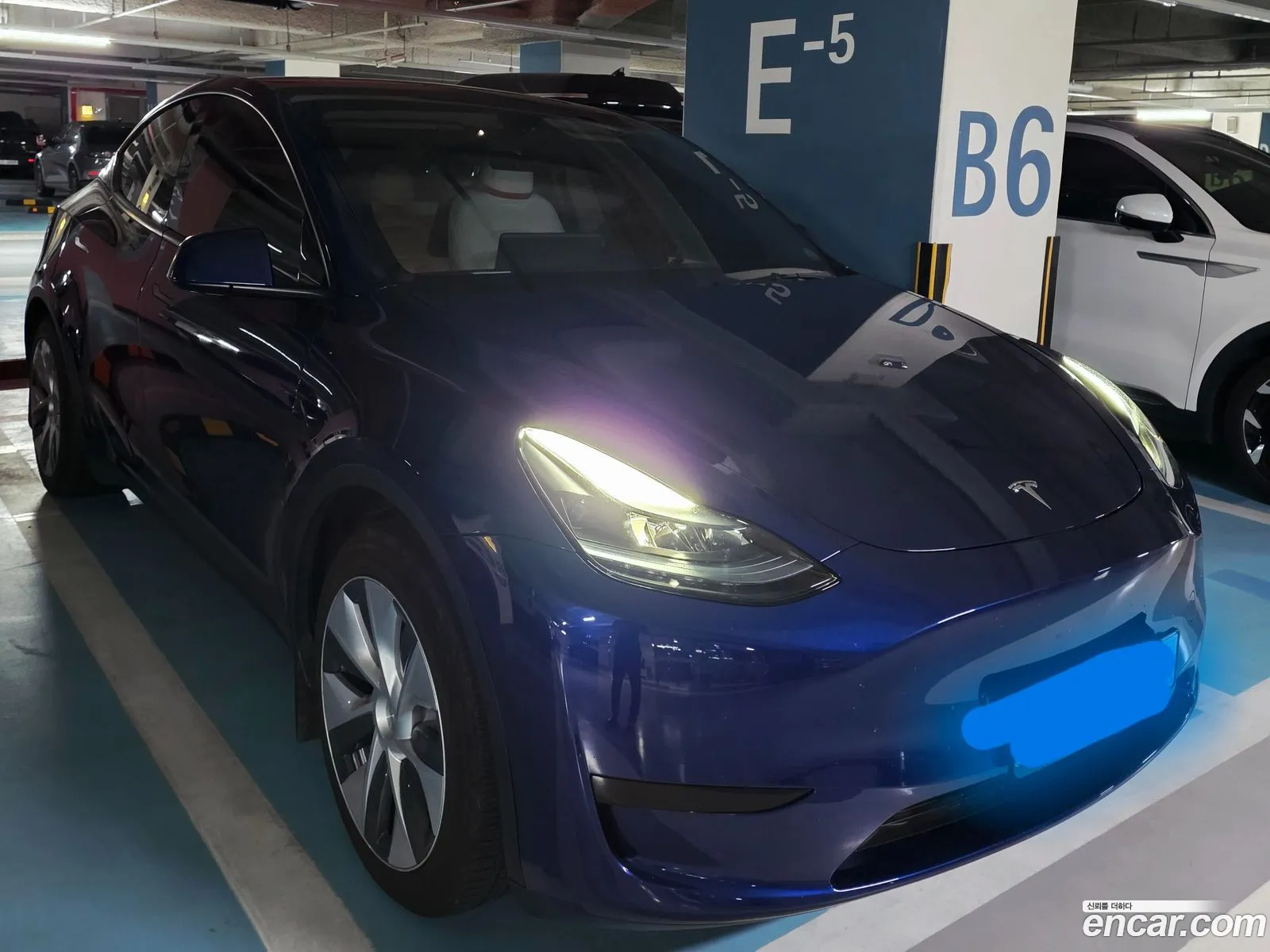 Tesla Model Y 2023 — 3