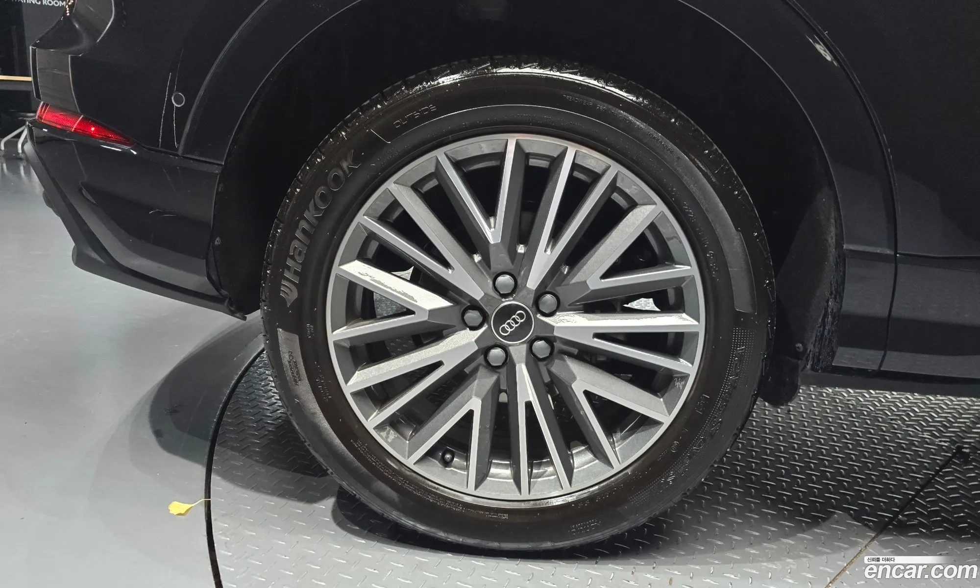 Audi Q3 2025 WAUZZZF30S1102802 — 20