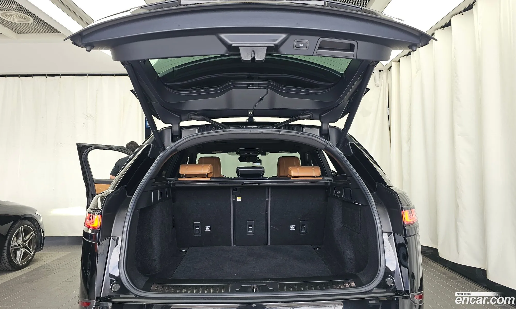 Land Rover Range Rover Velar 2018 — 6