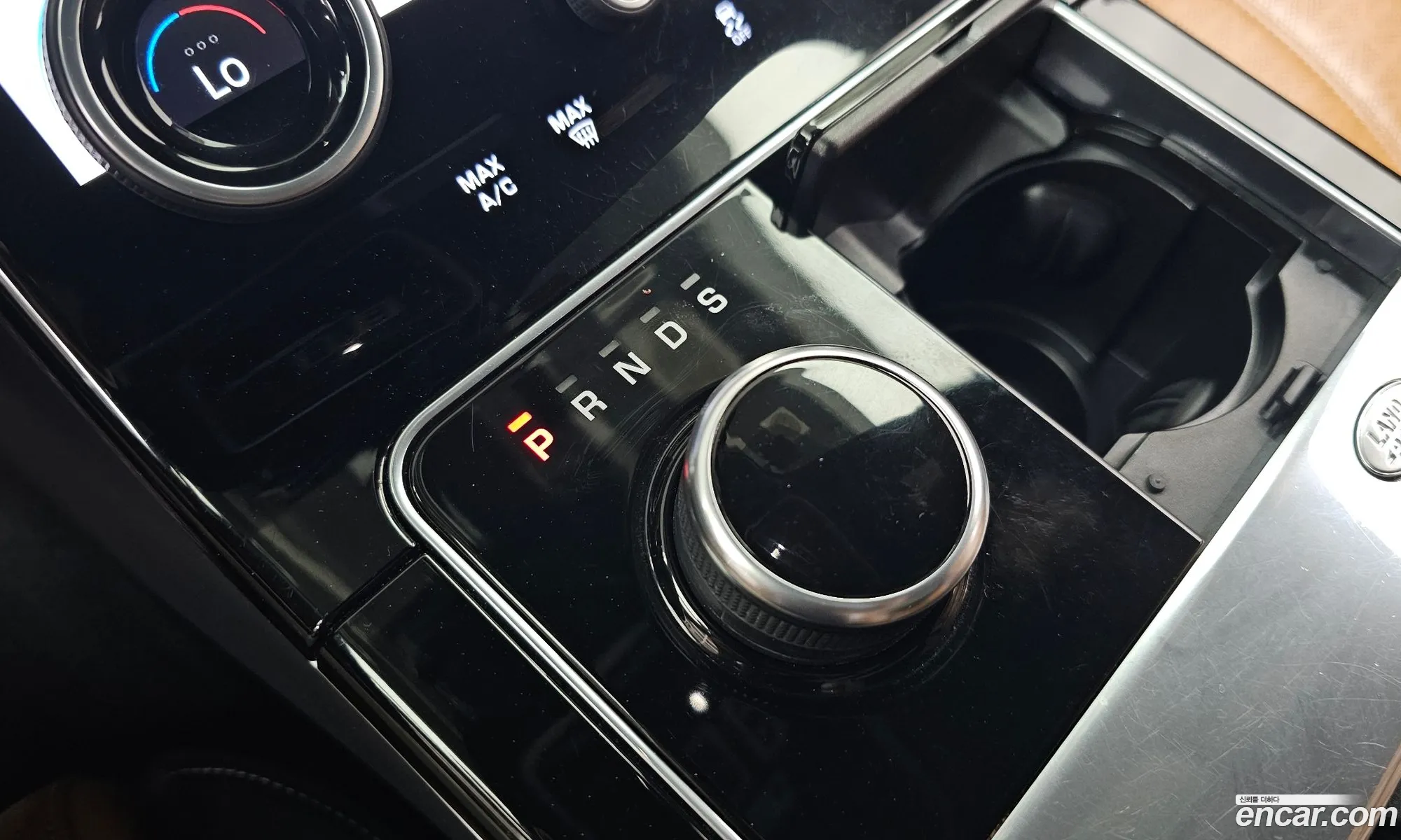 Land Rover Range Rover Velar 2018 — 15