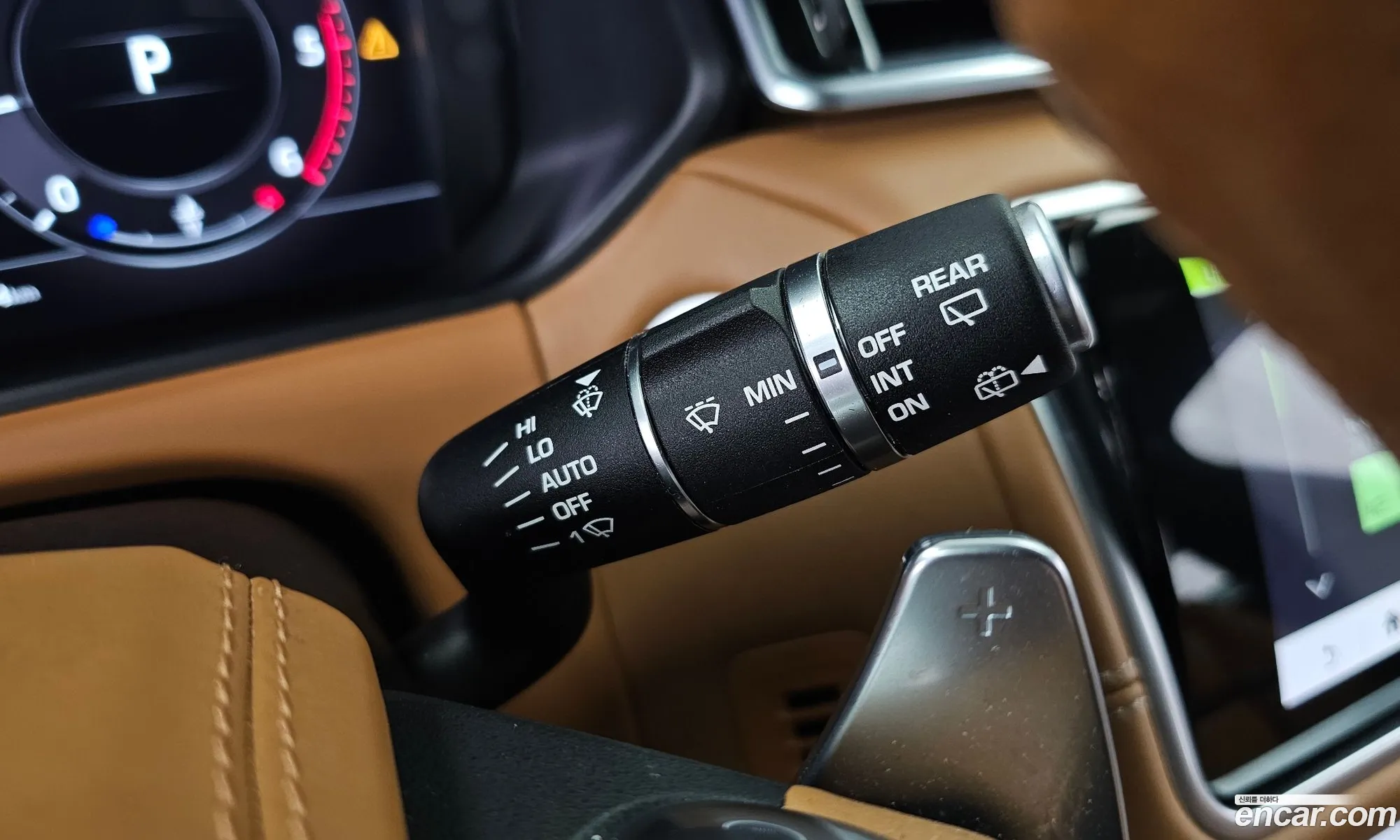 Land Rover Range Rover Velar 2018 — 22