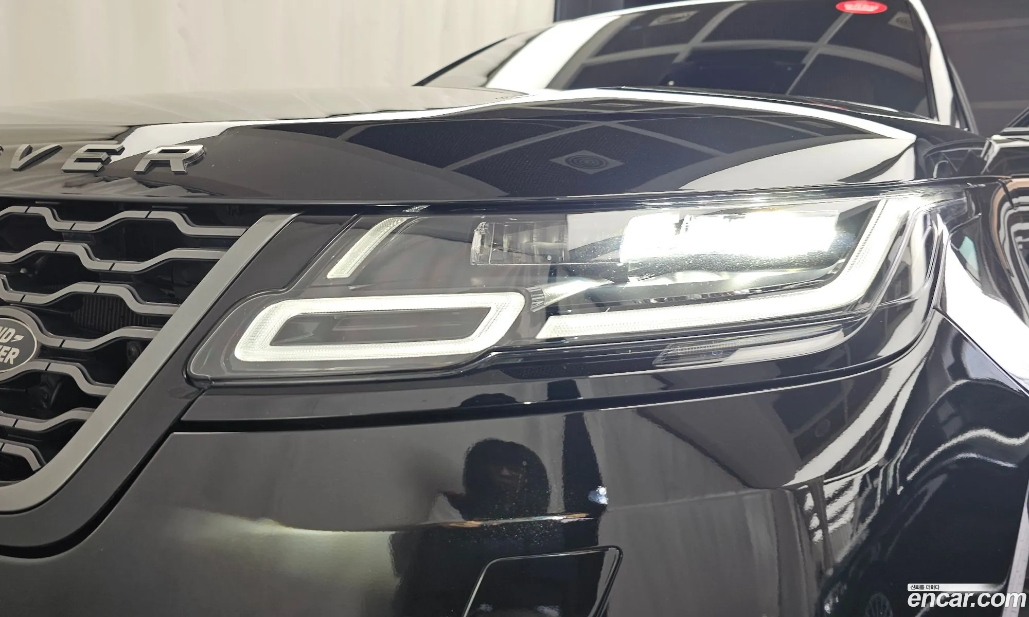 Land Rover Range Rover Velar 2018 — 35