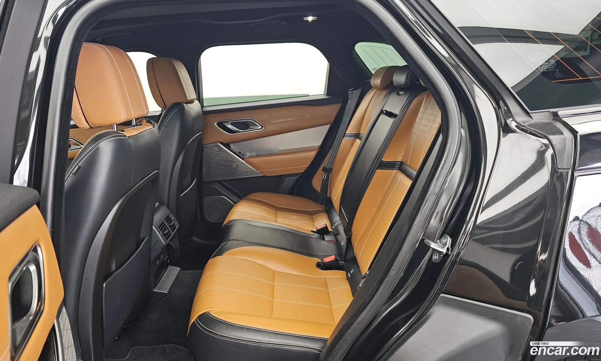 Land Rover Range Rover Velar 2018 — 17