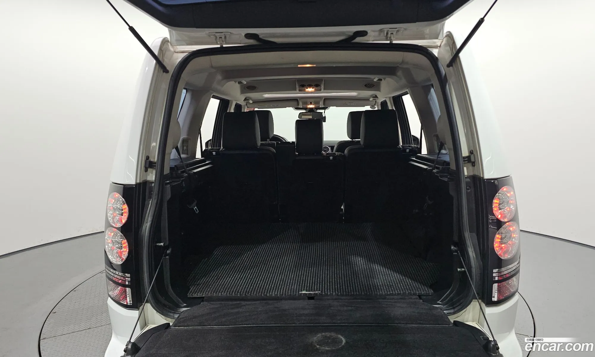 Land Rover Discovery 4 2014 — 15