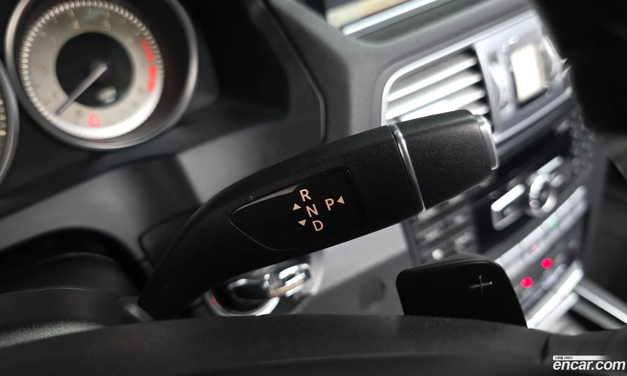 Mercedes-Benz E-Class W212 2014 — 13