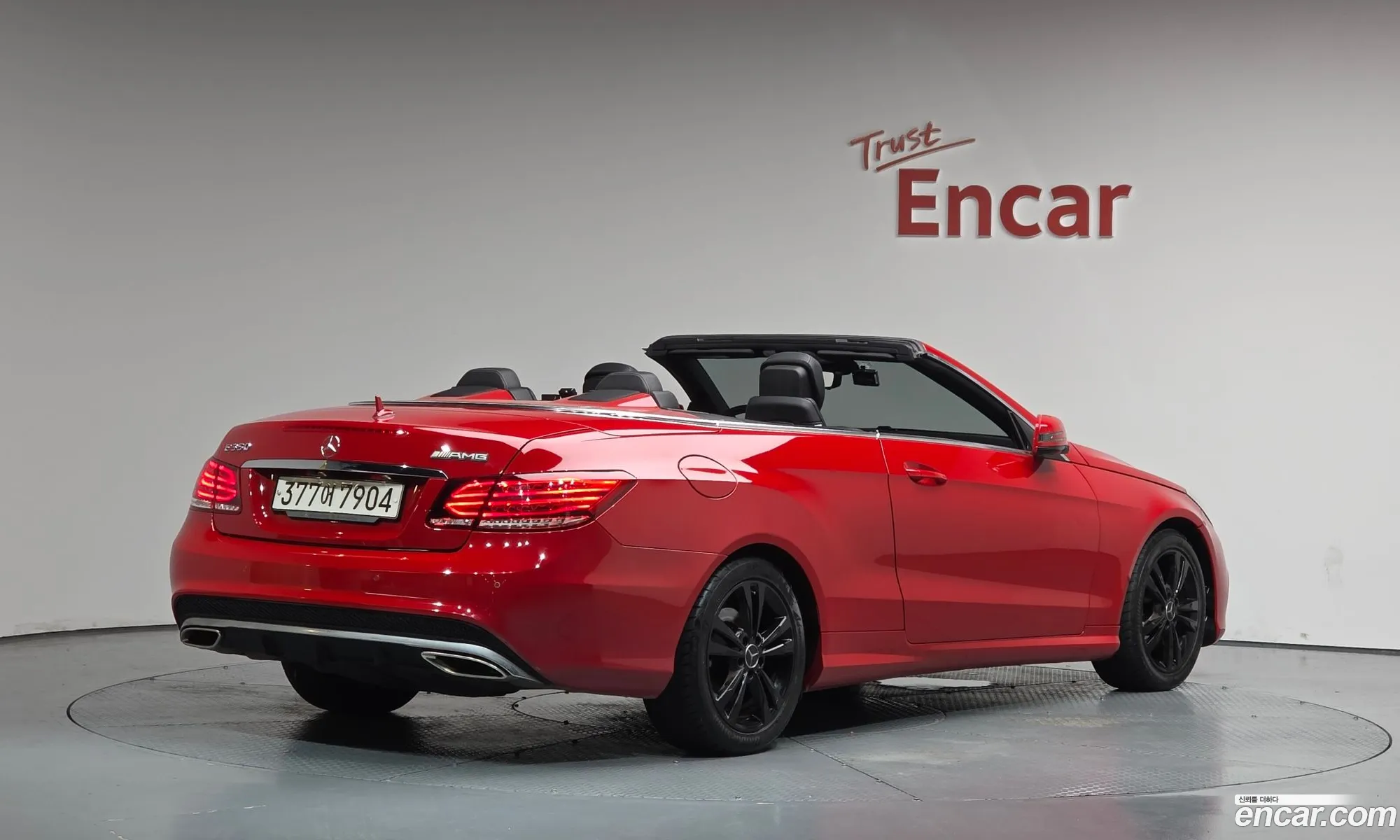 Mercedes-Benz E-Class W212 2014 — 24