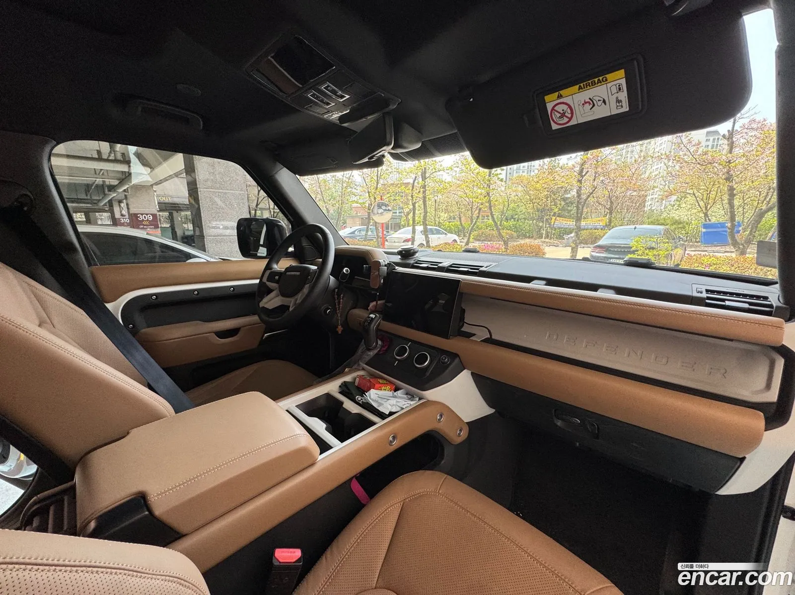 Land Rover Defender 2025 — 11
