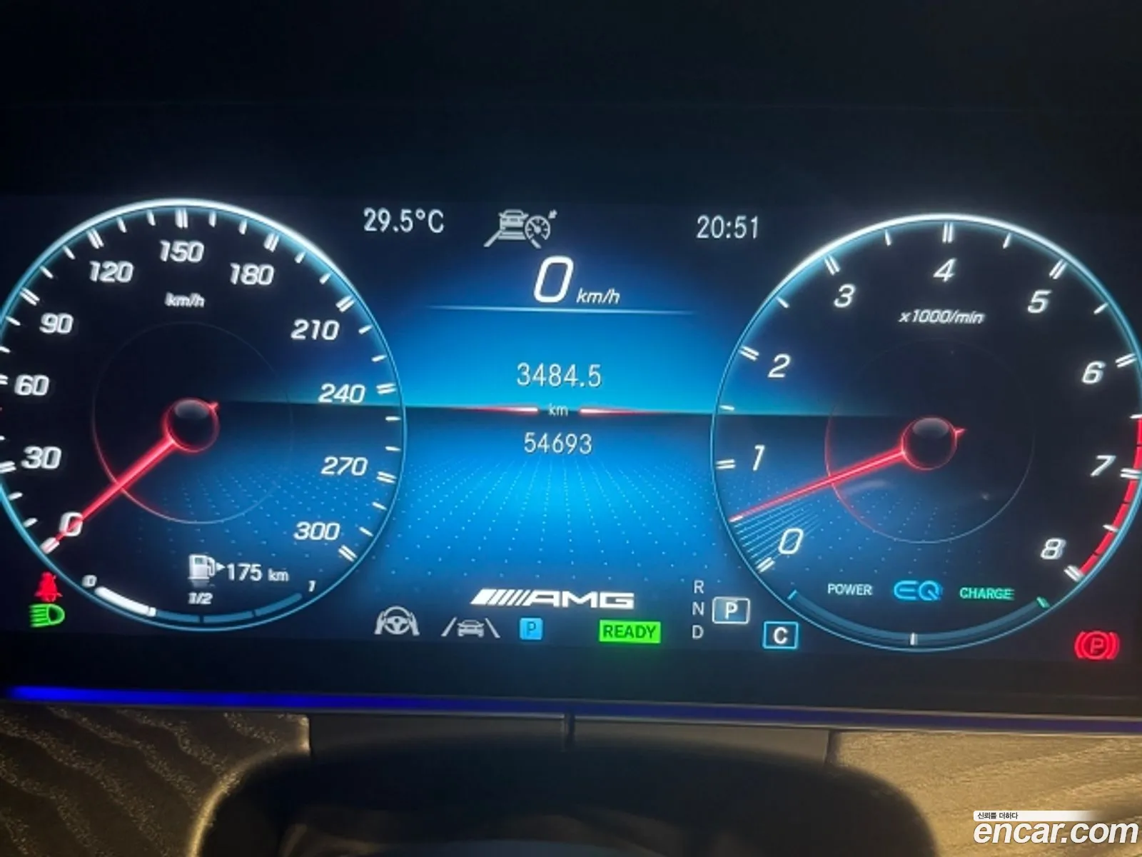 Mercedes-Benz E-Class W213 2022 — 12