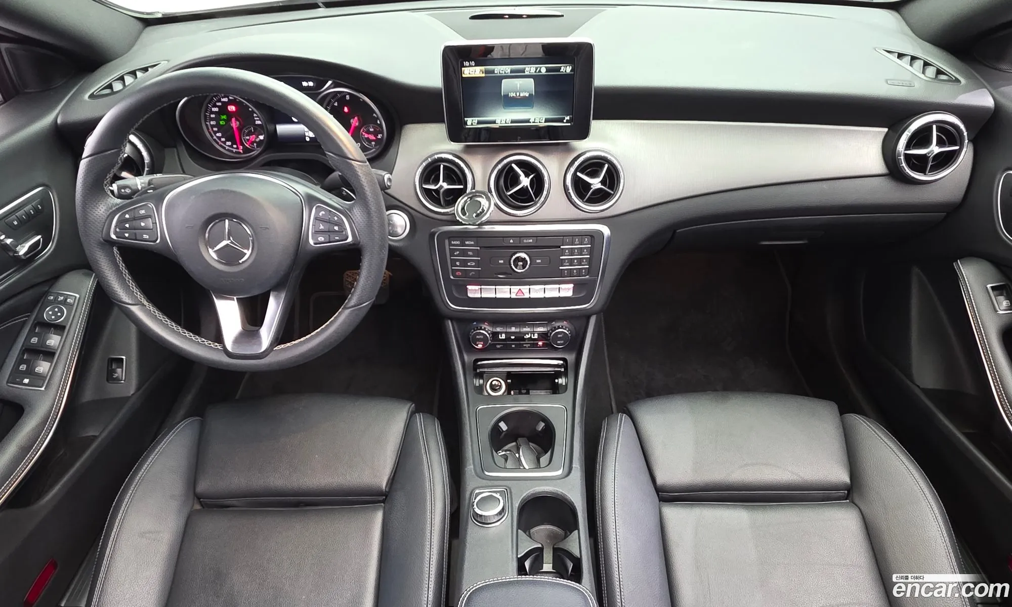 Mercedes-Benz CLA-Class C117 2016 — 17