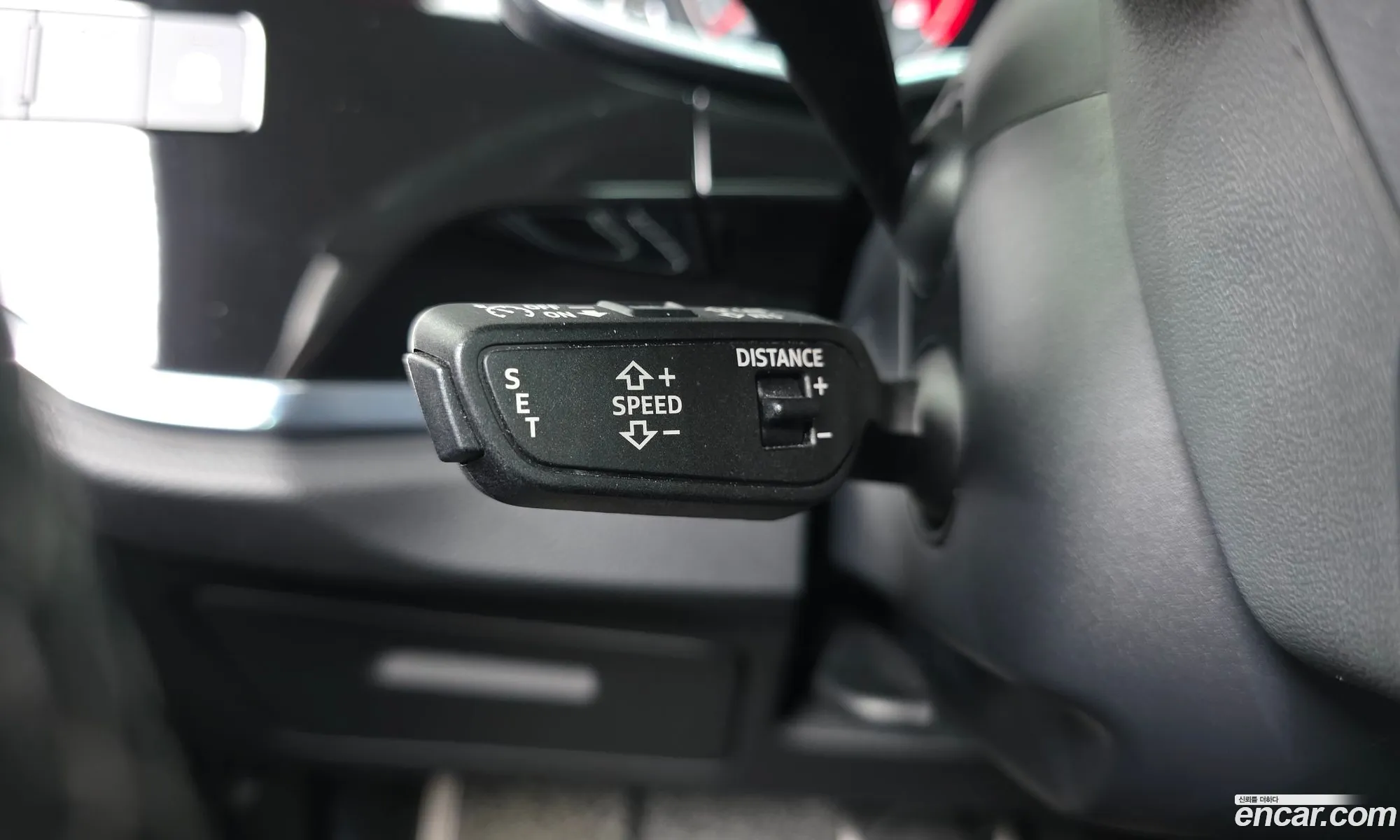 Audi Q3 2023 WAUZZZF3XP1052949 — 2