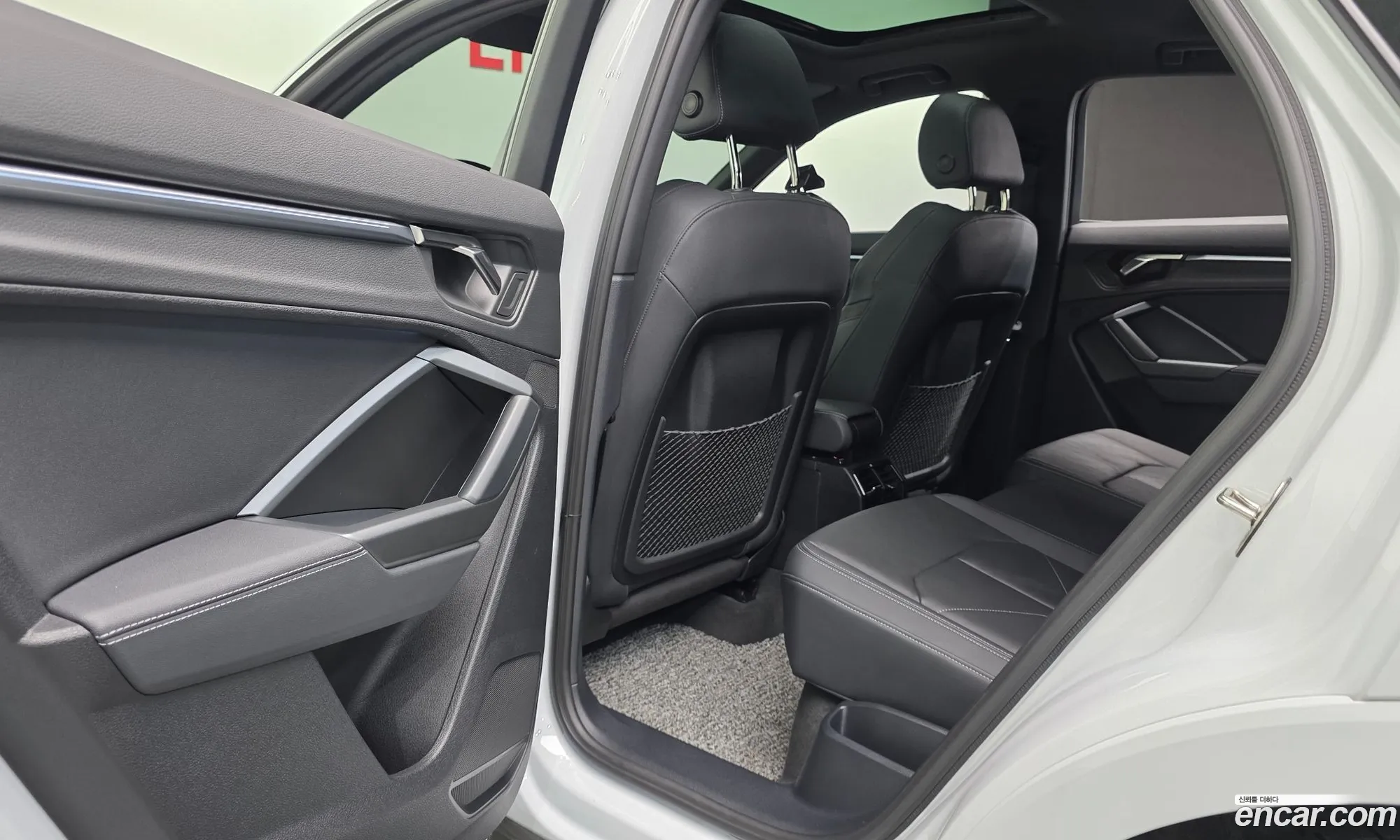 Audi Q3 2023 WAUZZZF3XP1052949 — 19
