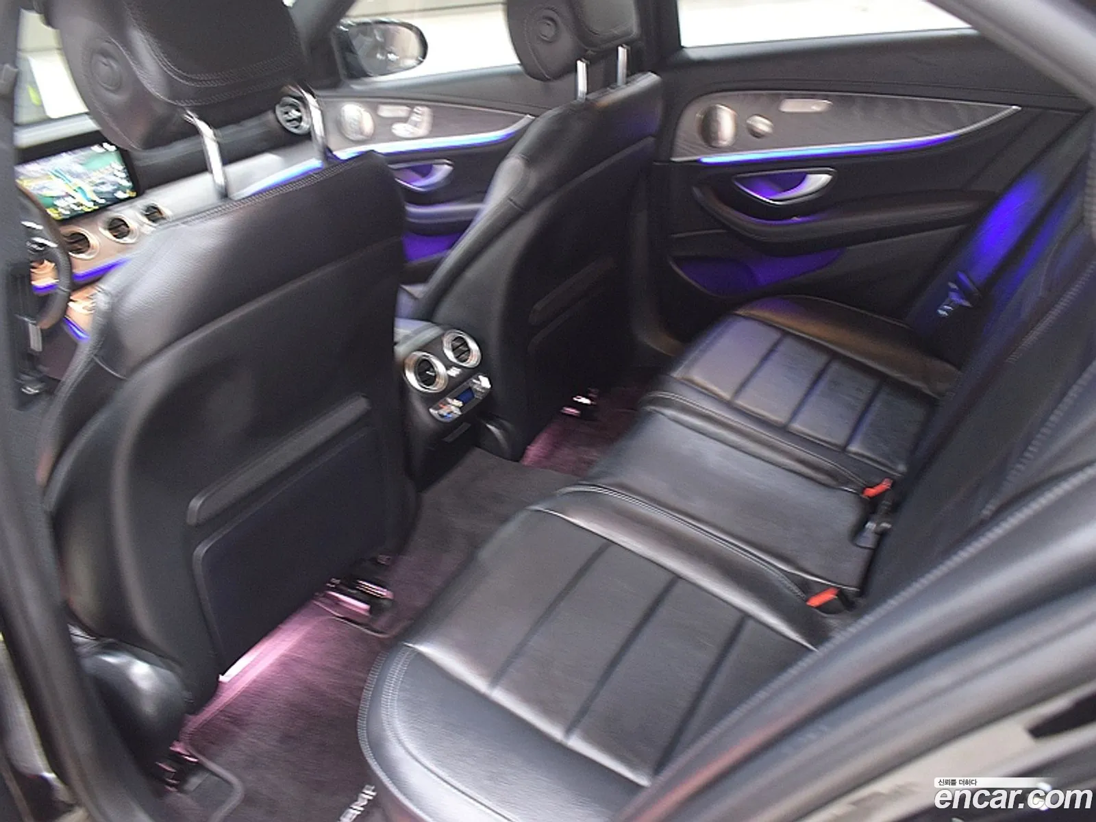 Mercedes-Benz E-Class W213 2023 — 16