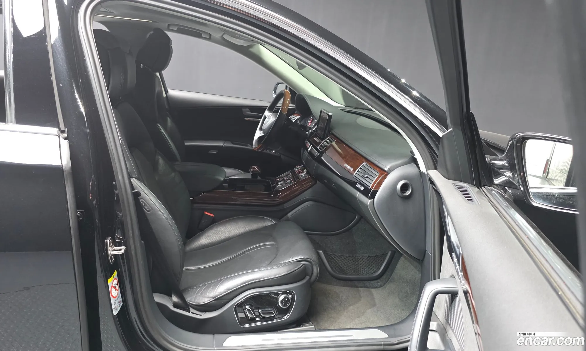 Audi A8 2012 WAUZZZ4H7CN013625 — 11