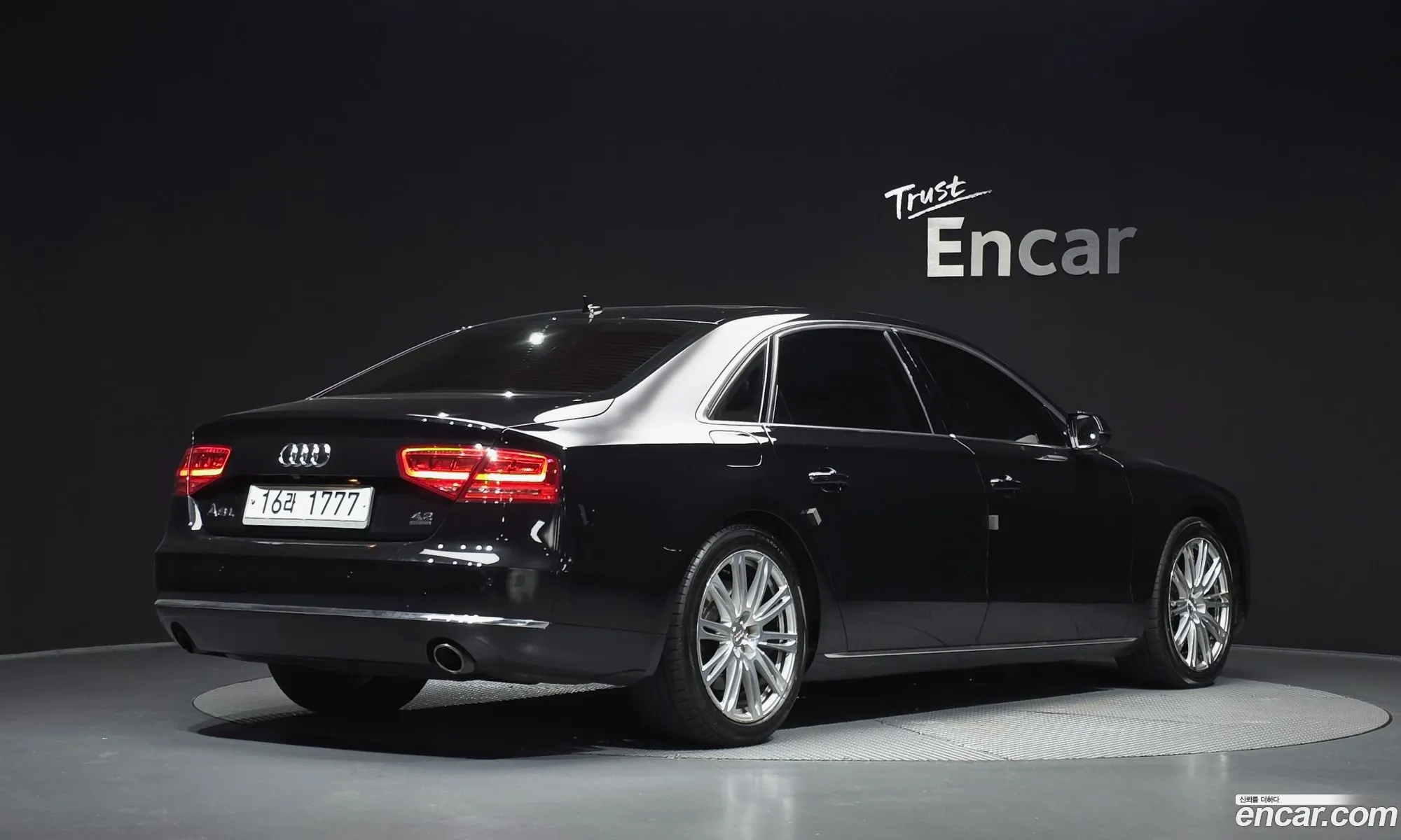 Audi A8 2012 WAUZZZ4H7CN013625 — 17