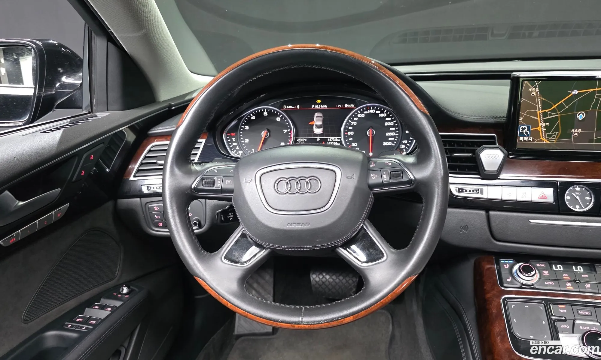 Audi A8 2012 WAUZZZ4H7CN013625 — 8