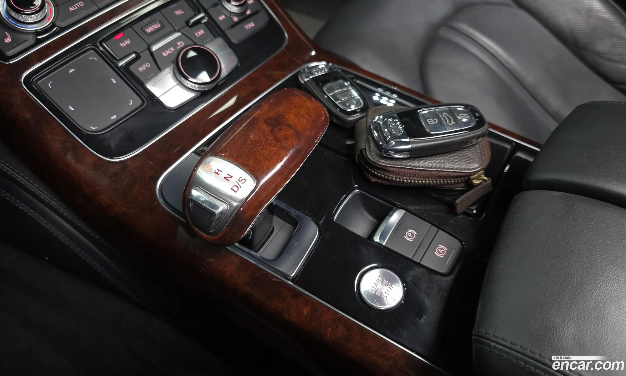 Audi A8 2012 WAUZZZ4H7CN013625 — 3