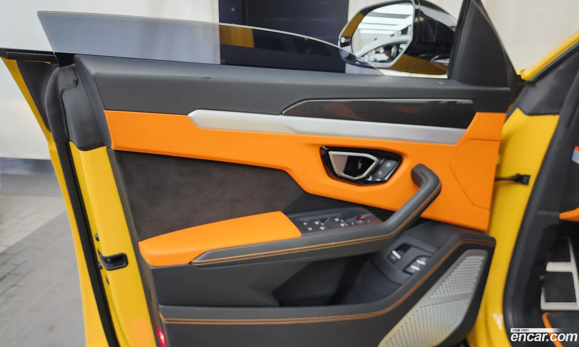 Lamborghini Urus 2021 ZPBEA1ZL4MLA13546 — 27