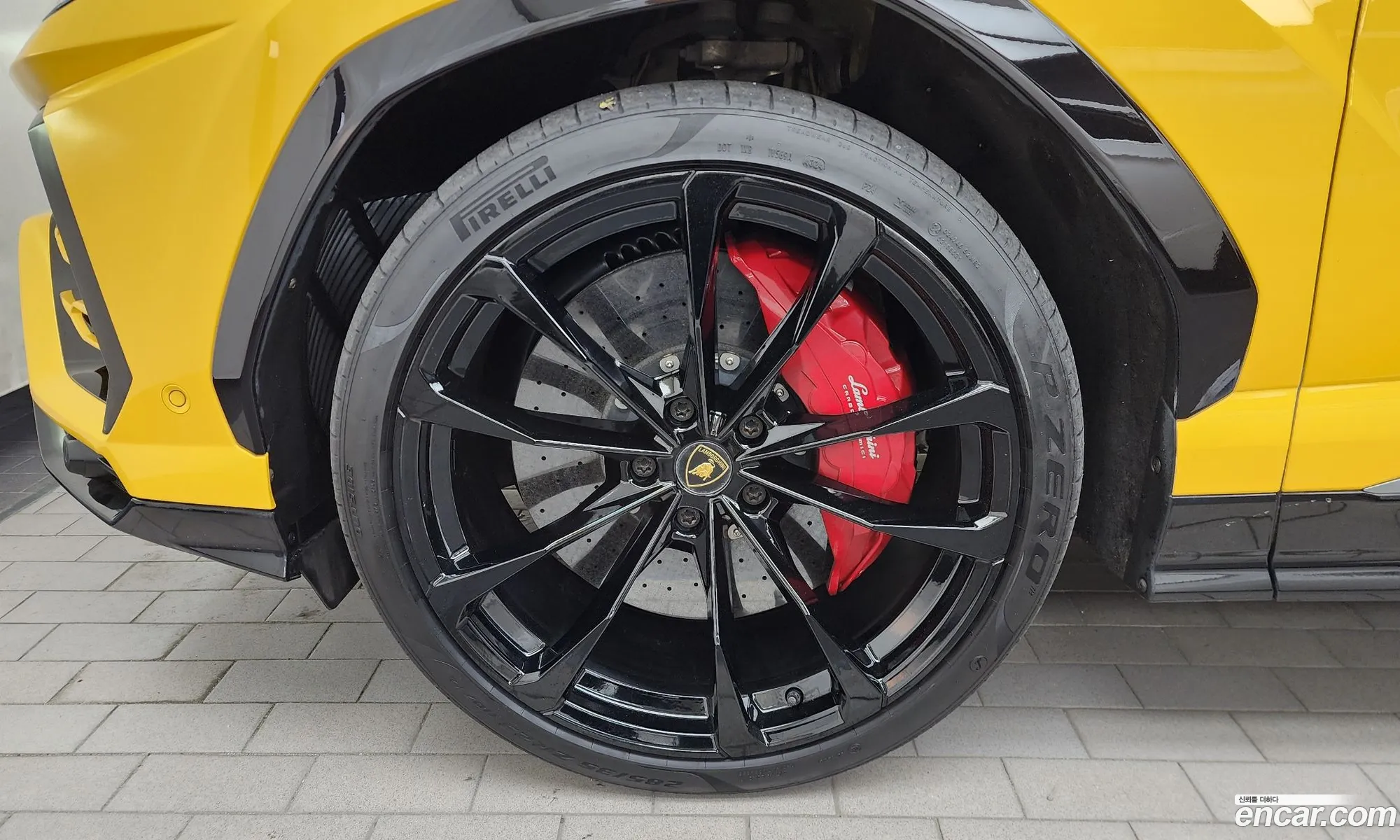 Lamborghini Urus 2021 ZPBEA1ZL4MLA13546 — 9