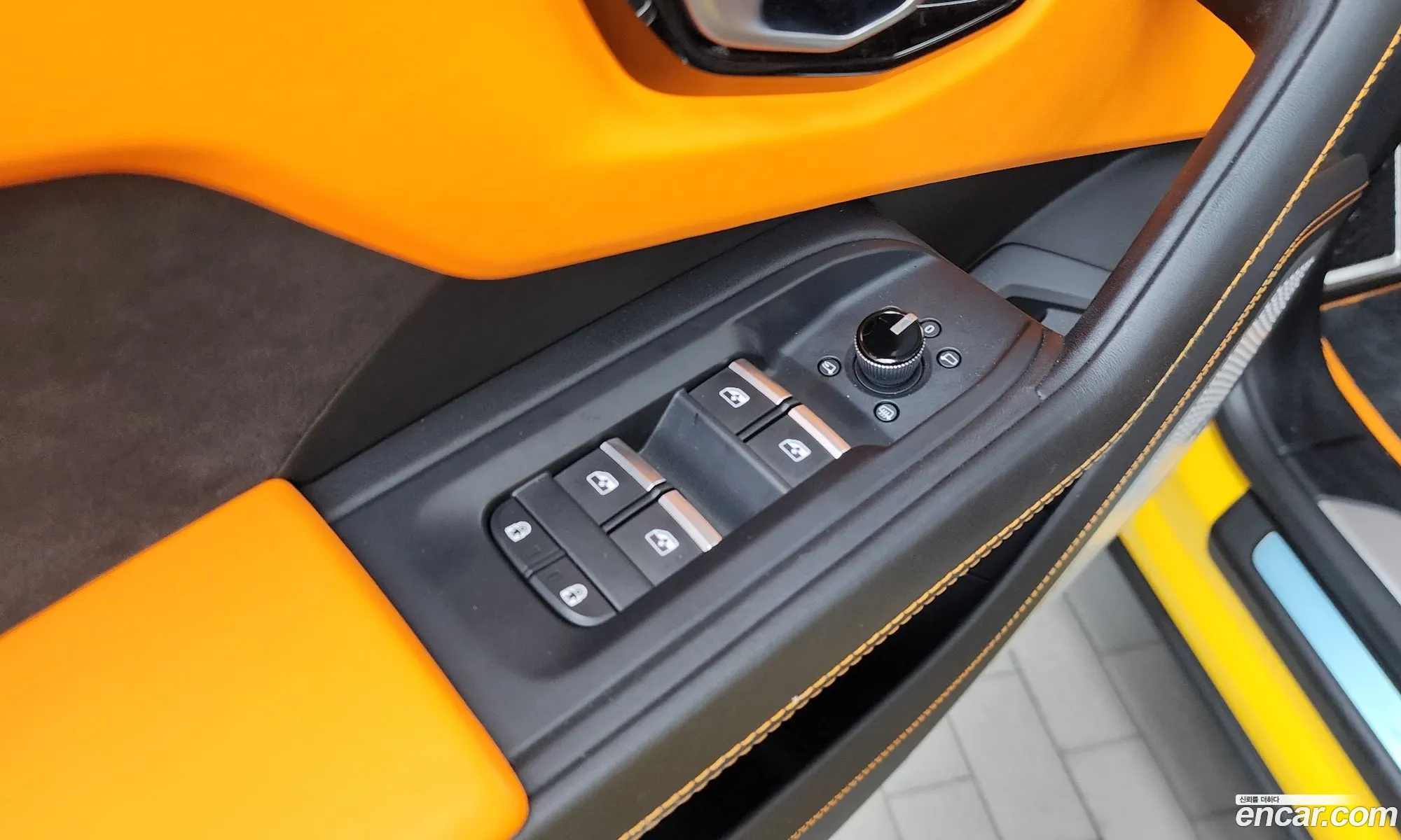 Lamborghini Urus 2021 ZPBEA1ZL4MLA13546 — 32