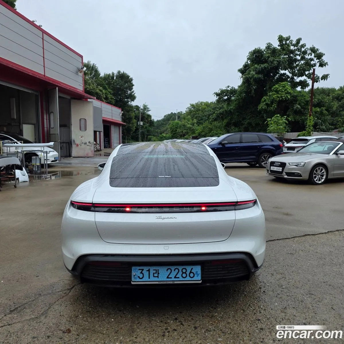 Porsche Taycan 2022 — 6