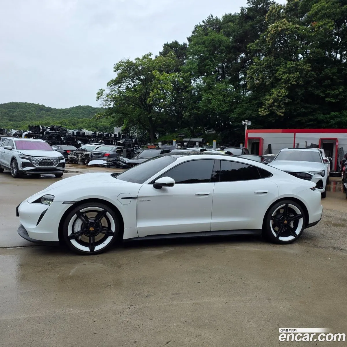 Porsche Taycan 2022 — 11