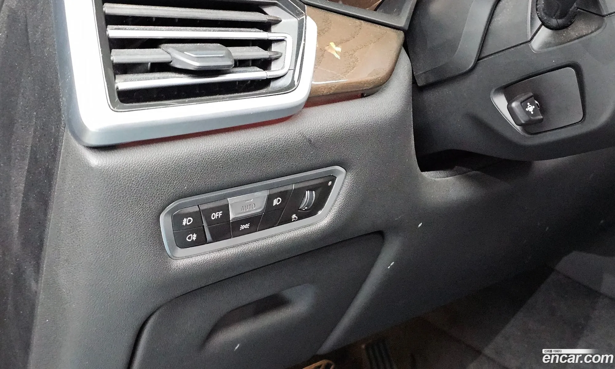 BMW X5 2021 WBACR6102M9H27727 — 8