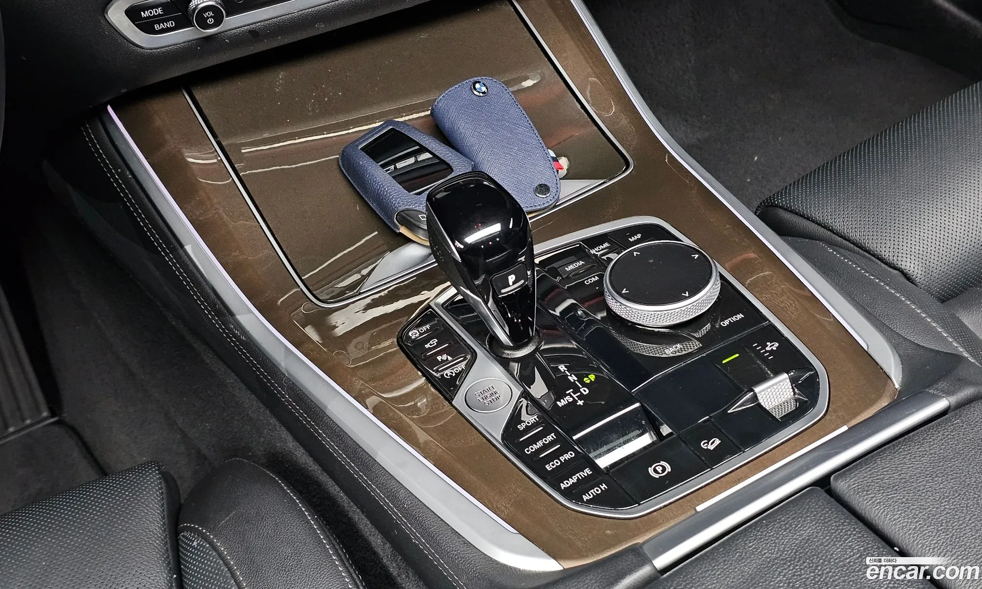 BMW X5 2021 WBACR6102M9H27727 — 7