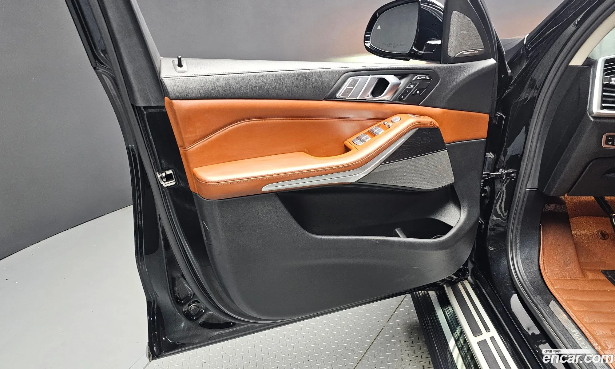 BMW X7 2020 WBACW8108L9D69617 — 11