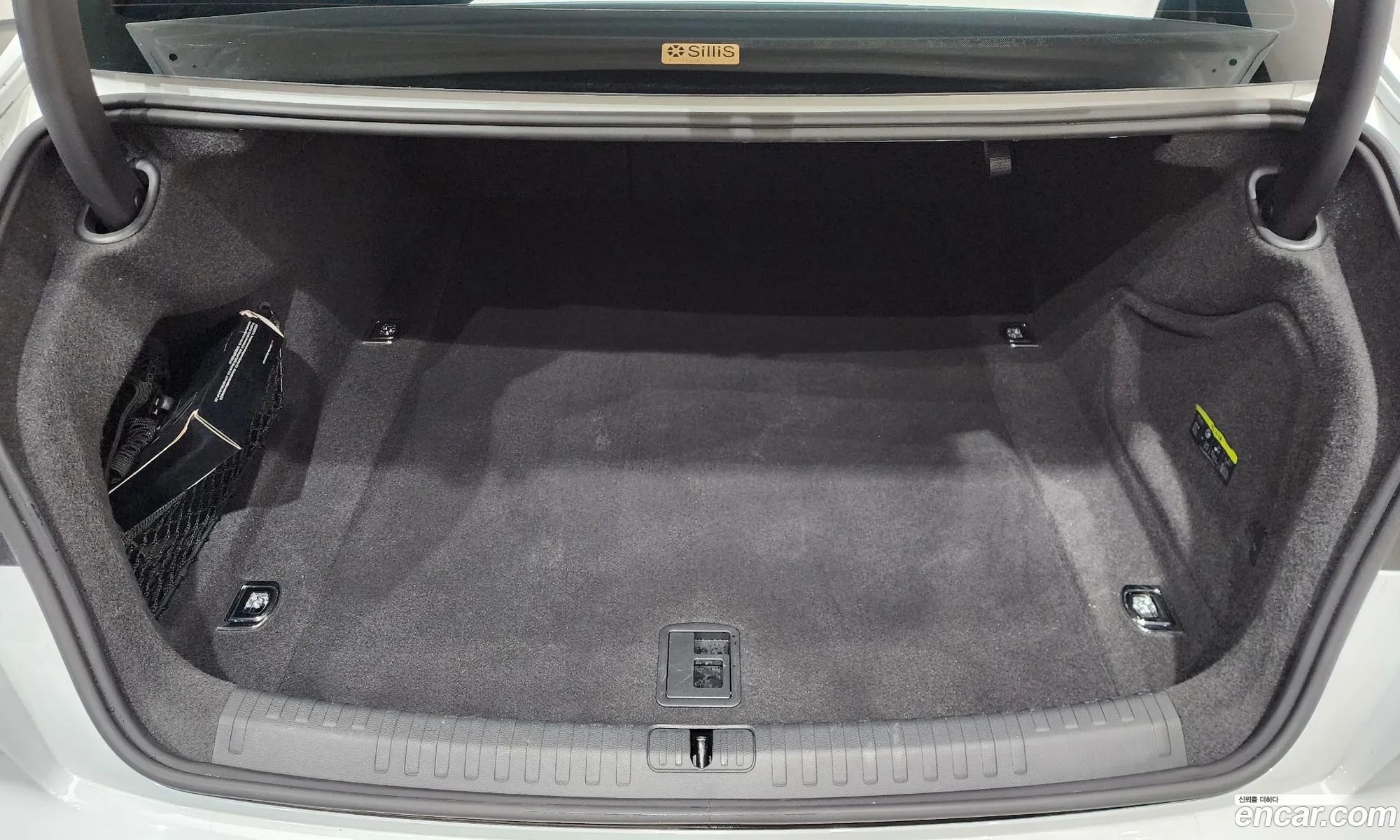 Audi A6 2023 WAUZZZF27PN035168 — 12